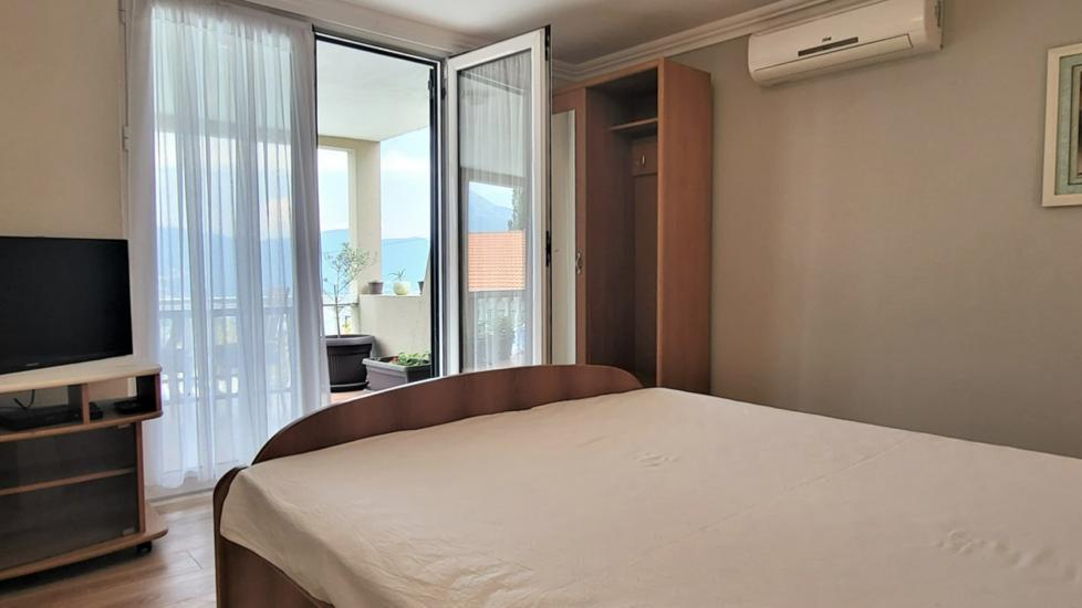 Image of Villa - 4 Bedrooms - 4 Bathrooms for Sale in Herceg-Novi-Igalo-Montenegro, Image 3